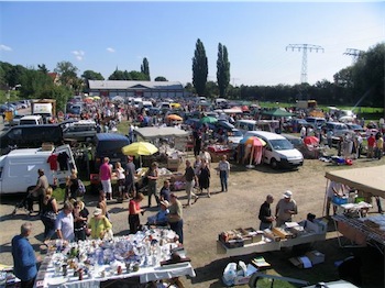 Radebeuler Elbeflohmarkt